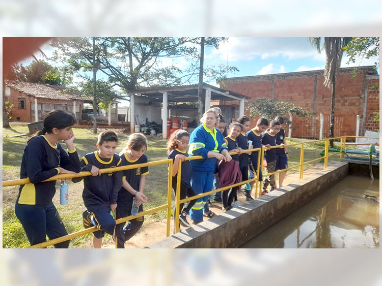 Alunos De Nhandeara Fazem Visita Do Projeto Sesi Sobre O Saneamento