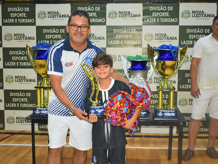 Nova Luzitânia sediou finais de campeonato de Futsal » Jornal A